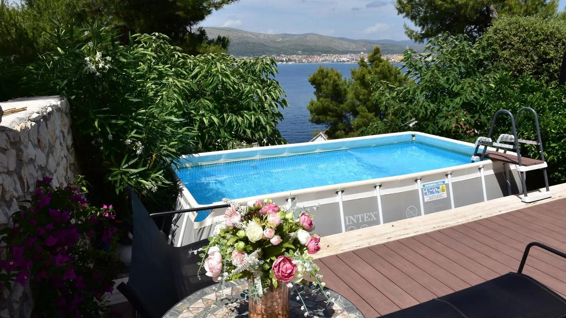 Romantic Villa By The Sea With Panoramatic View Donji Okrug  Croatia