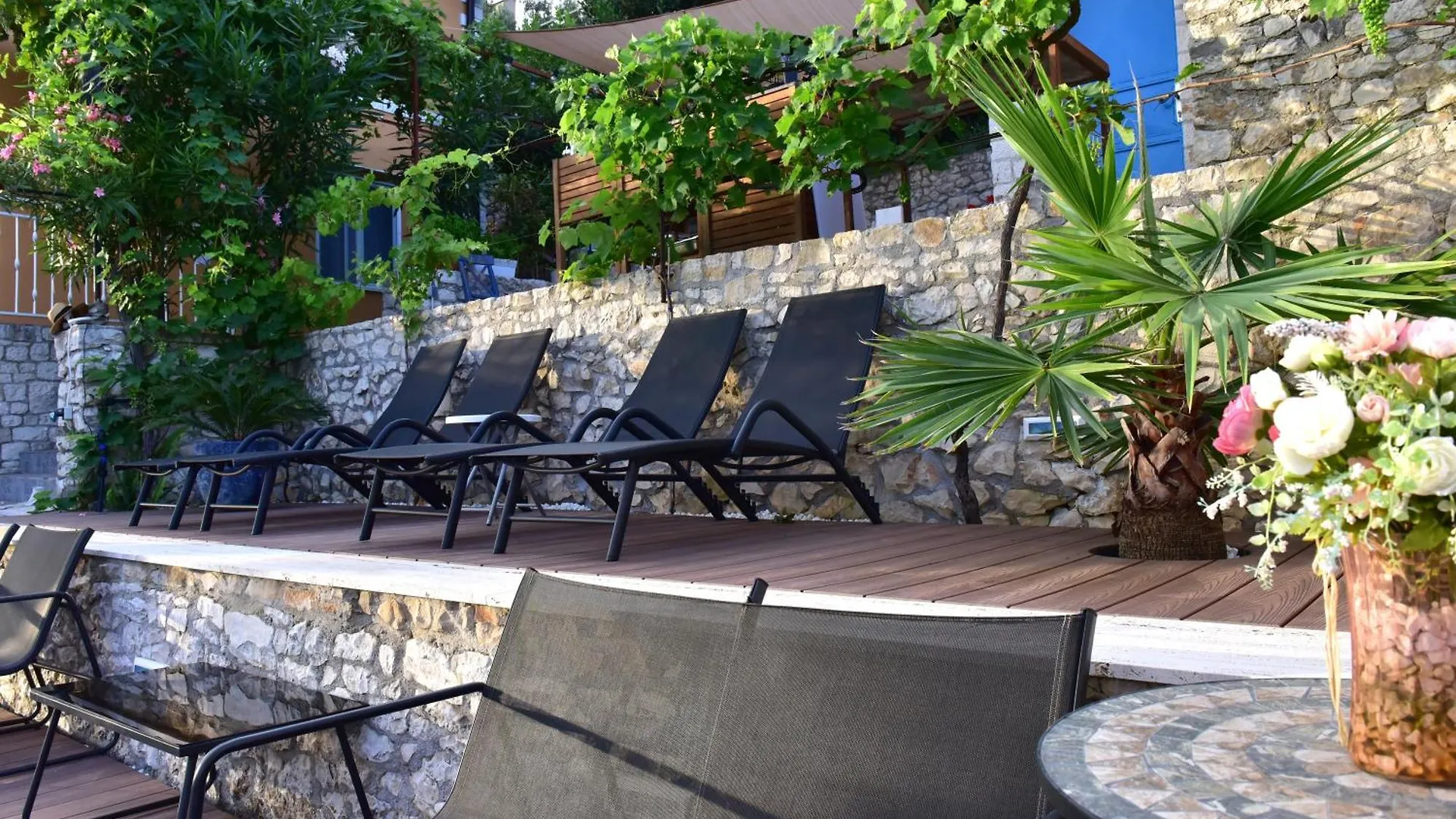 Romantic Villa By The Sea With Panoramatic View Donji Okrug  Donji Okrug (Ciovo)