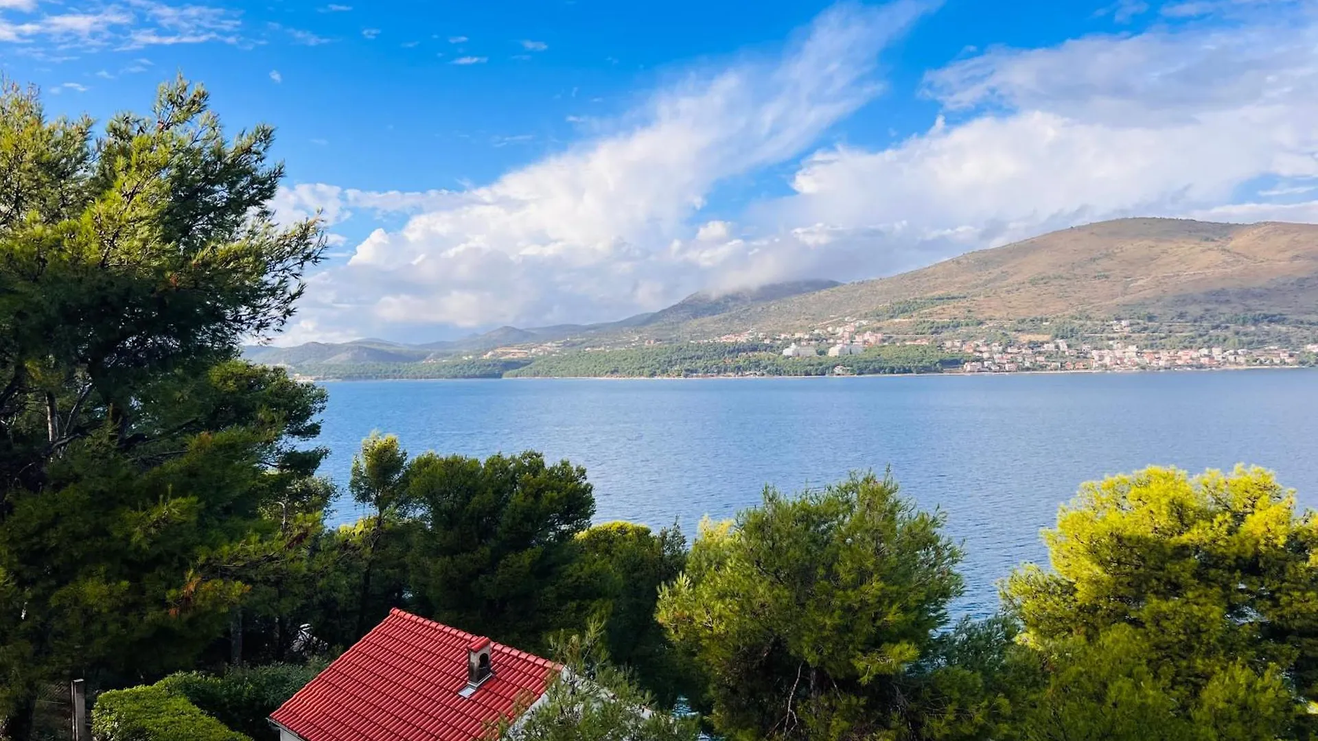 Romantic Villa By The Sea With Panoramatic View Donji Okrug  Donji Okrug (Ciovo)