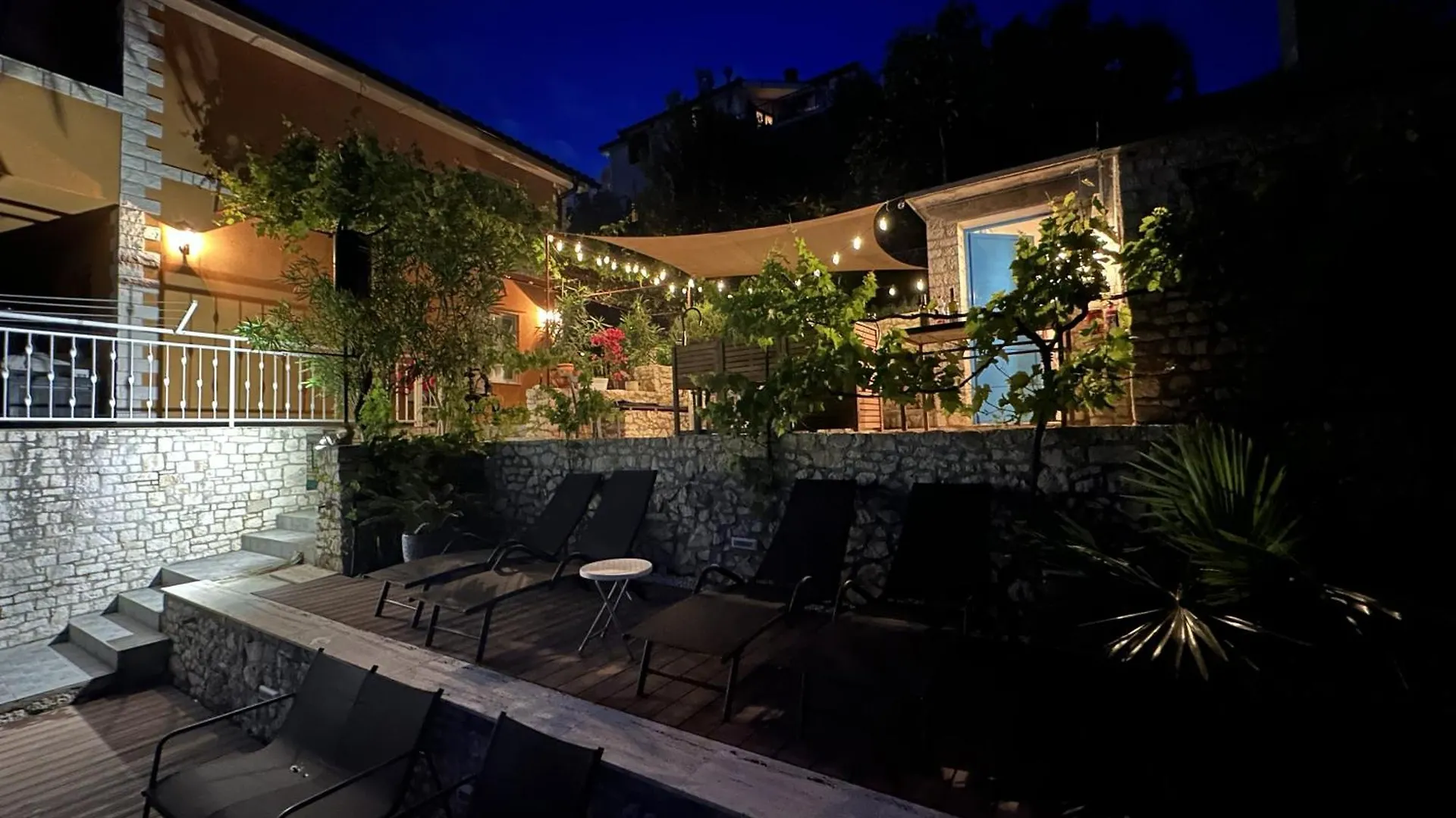 Romantic Villa By The Sea With Panoramatic View Donji Okrug